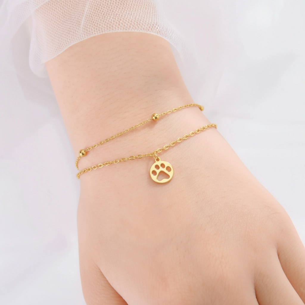 Paw Emblem Gold Bracelet